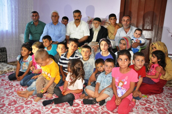 600_1473771382bajram-stogodisnjak-unuci-aa-13092016_2